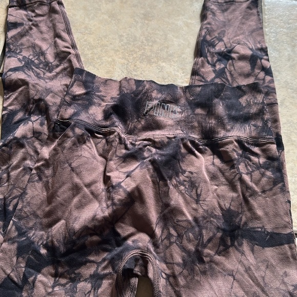 Pink - Picture 5 of 5